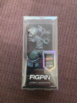 FiGPiN New York Comic Con Kingdom Hearts GITD - Goofy #1710 Limited 500