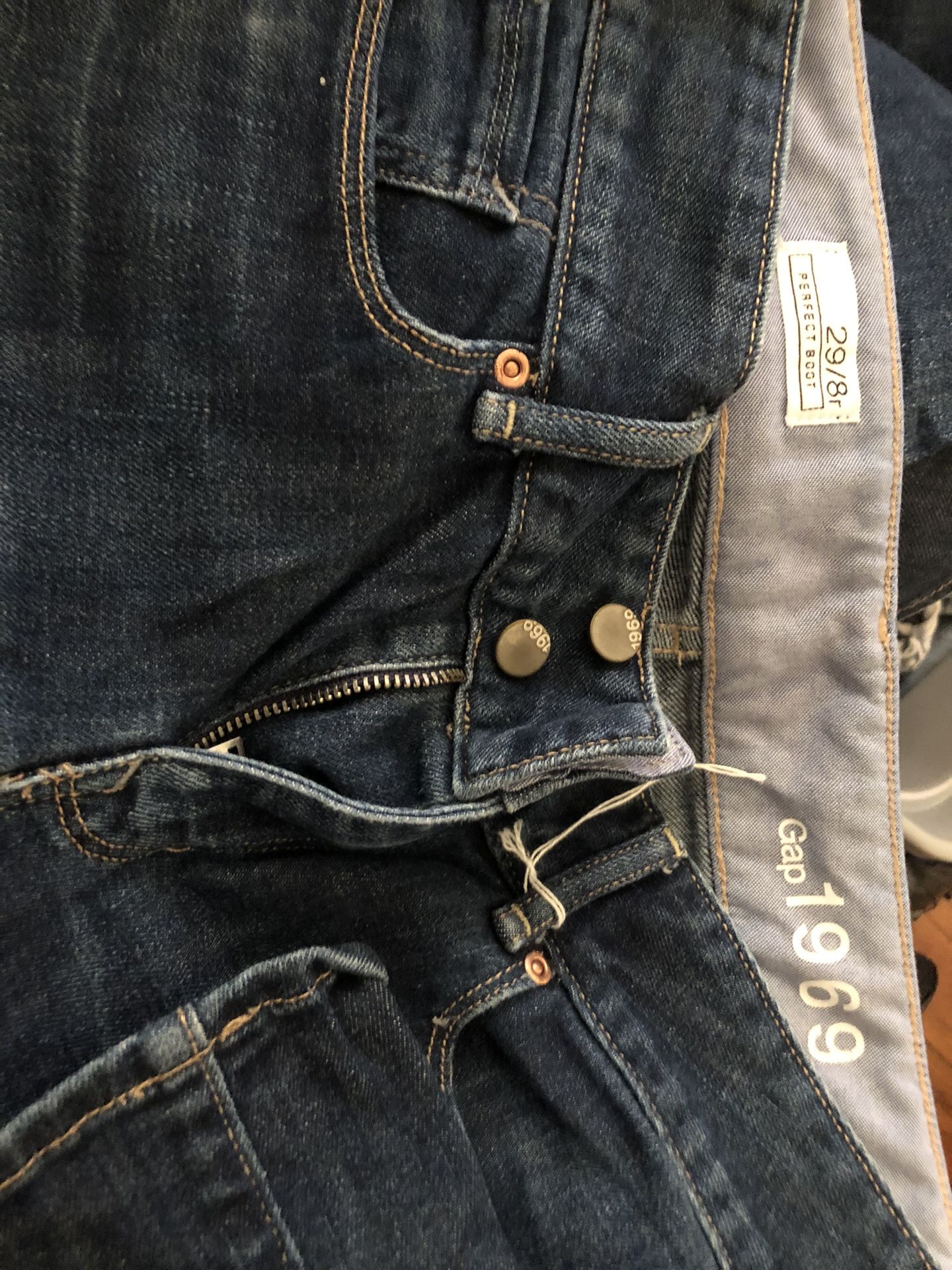 Gap 1969 Jeans 15.00