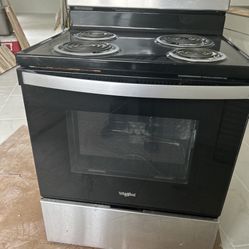 Whirlpool Freestanding Electric Stove -  Stainless Steel