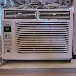 Window Mounted Air Conditioner