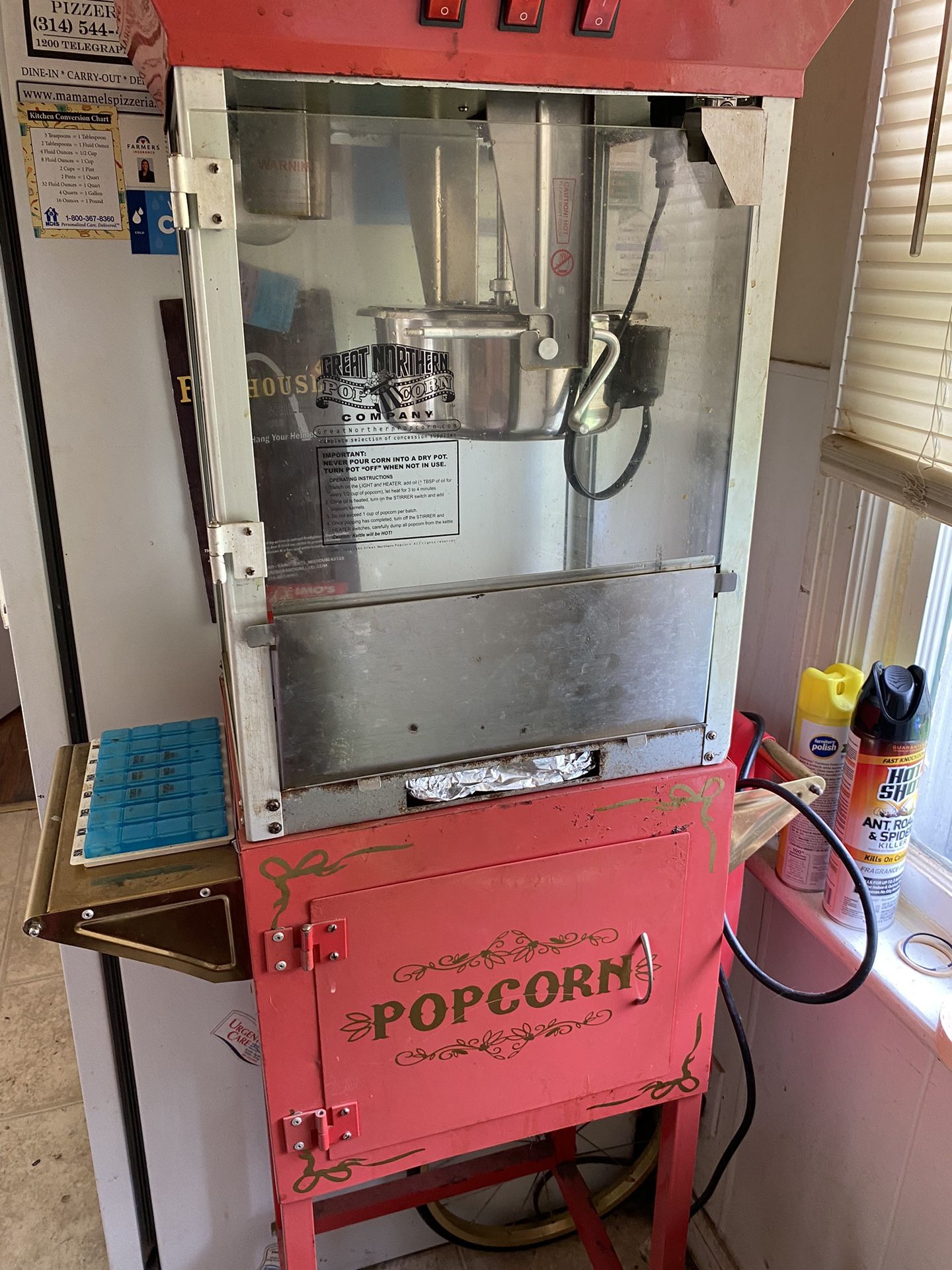 Popcorn maker