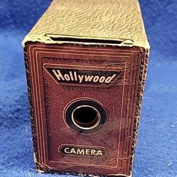 VINTAGE Encore HOLLYWOOD Single Use Box Camera Mail In