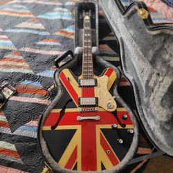 Epiphone Noel Gallagher Supernova Union Jack Guitar With Original Case