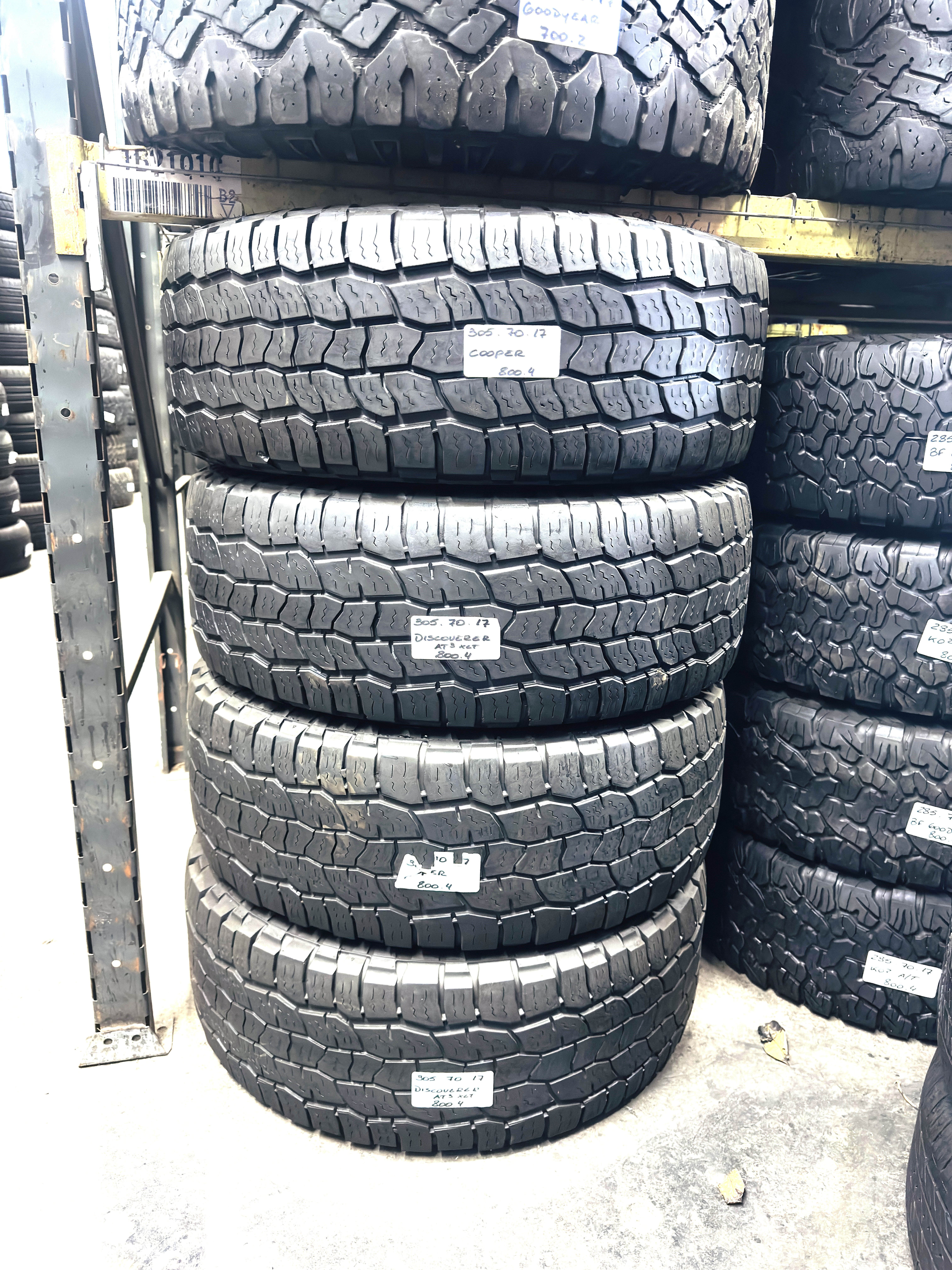 ๐ 4 Matching Used Tires LT305/70R17 COOPER DISCOVERER AT3 XLT 305/70R17 ALL TERRAIN OFF-ROAD 305 70 17