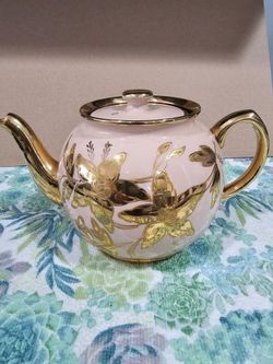 Vintage Sadler teapot 🫖