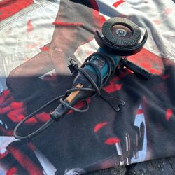 Makita Power Grinder 