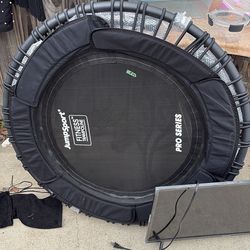 Fitness trampoline pro series
