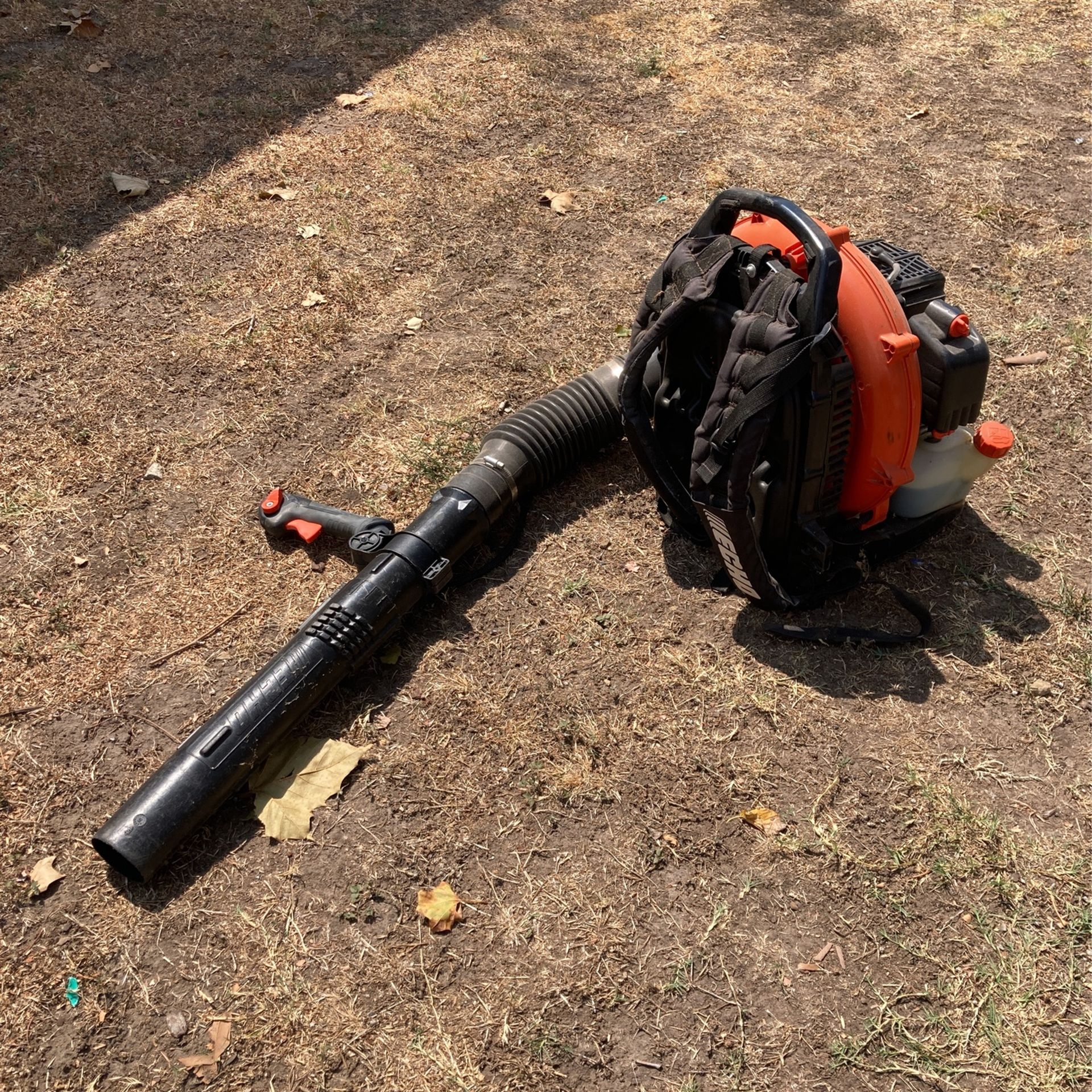Leaf Blower
