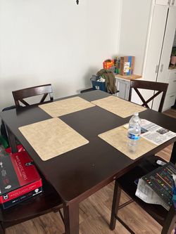 Dining table and 4 chairs