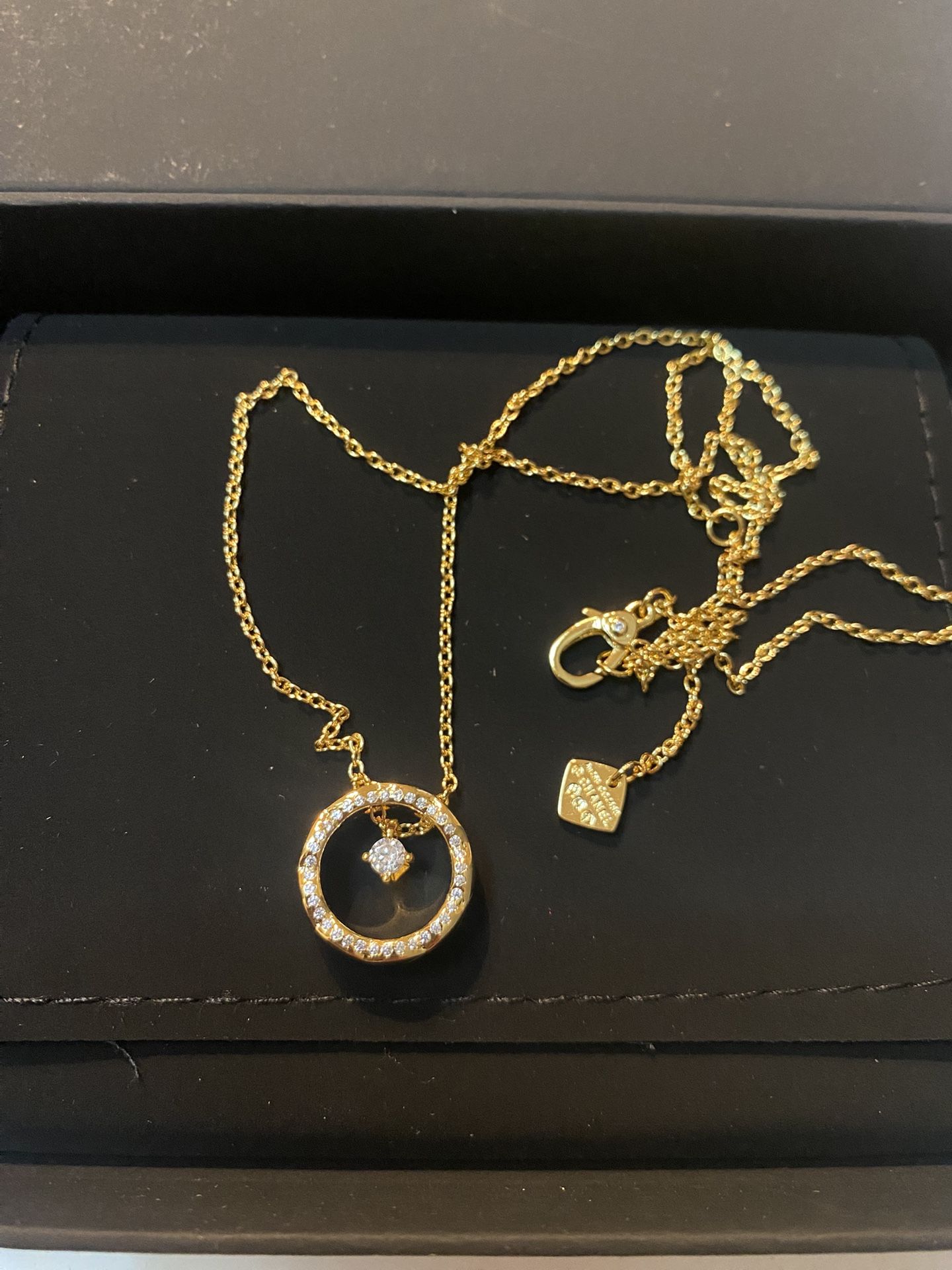 Necklace with box and bag
