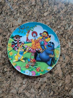 2000 Mc Donald's Easter plate