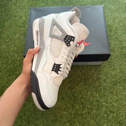Jordan 4 Retro ‘White Cement’ 2025