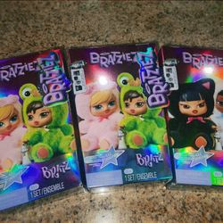 Bratz Bratzies Blind Box Keychains