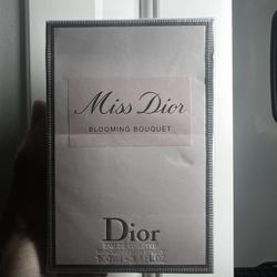 Miss Dior blooming bouquet perfume 