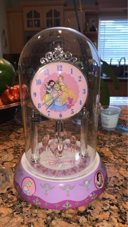 Decorative Disney princess clock