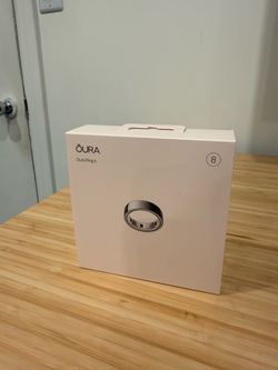 Oura Ring 4 - Brand New Unopened Box - Sliver - Size 8