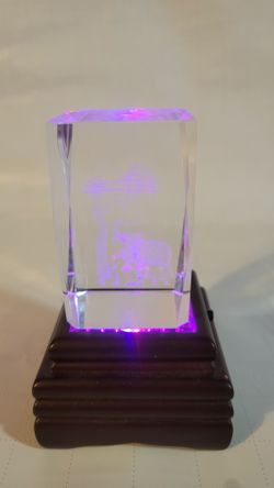 3D Laser-Etched Crystal Image Of Elephants Collectible Decorative Paperweight 3.25" Tall 2" Wide Excellent Vintage Condition No Chips Or Cracks This 3