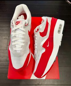 Nike .Swoosh Air Max 1 Low Poly - SIZE 10
