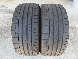 2 Pirelli Tires 235/35/19