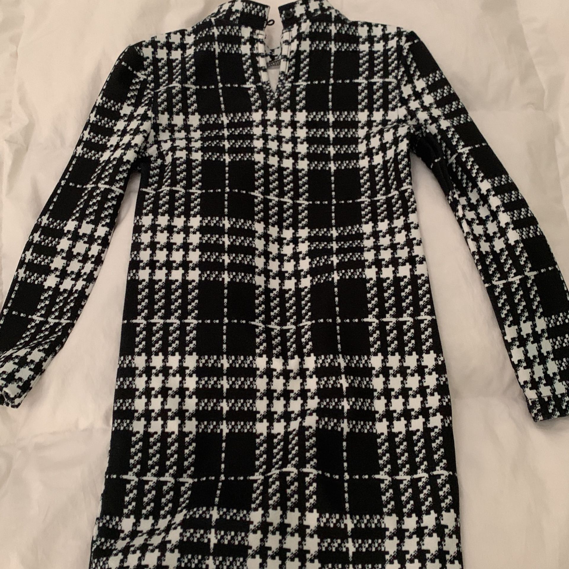 Black And White Girl Dress Size 5