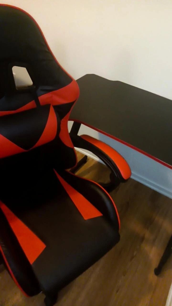 Gaming Chair And Desk