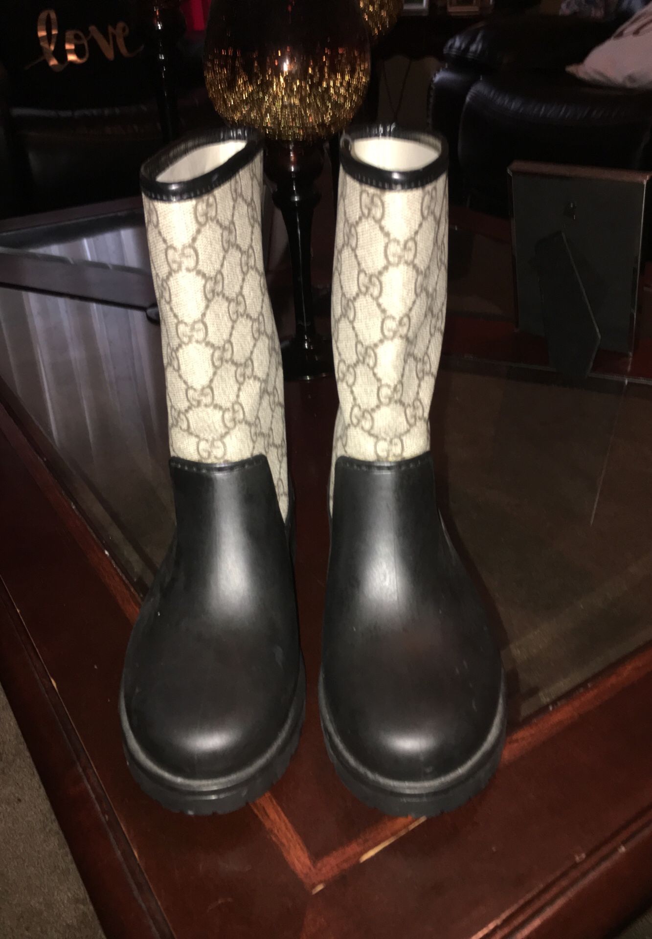 Original Gucci rain boots for kids