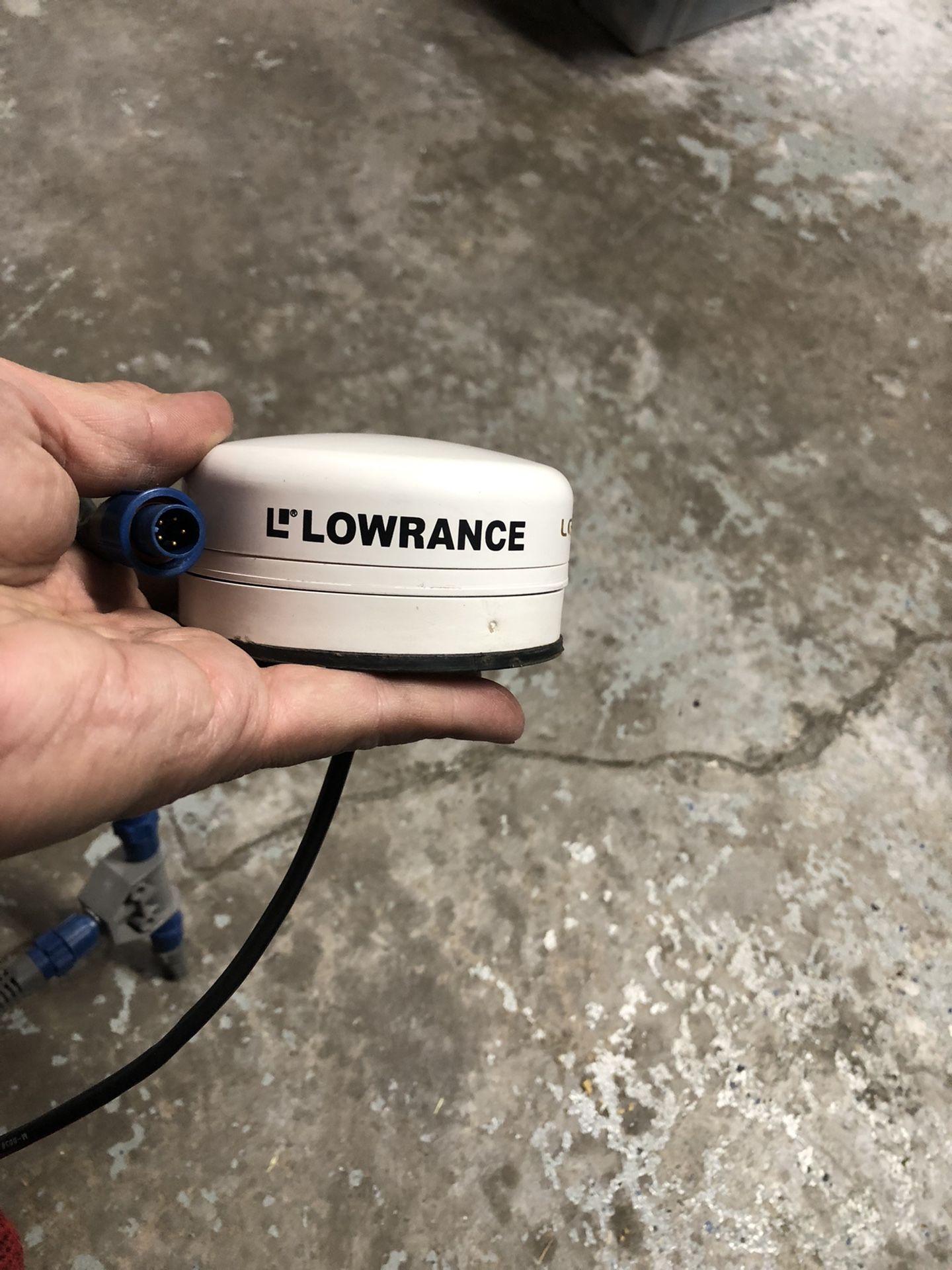 Lowrance LGC-2000 GPS Receiver