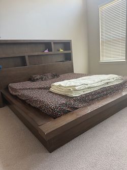 King bedroom set pickup only