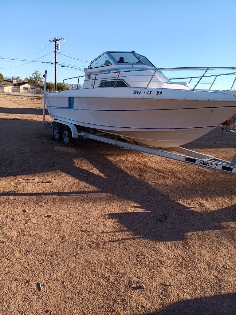 1992 Proline 240 Fish/ river