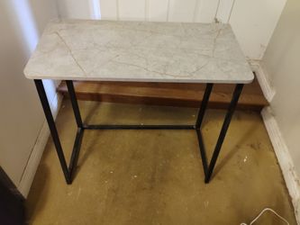 Folding desk