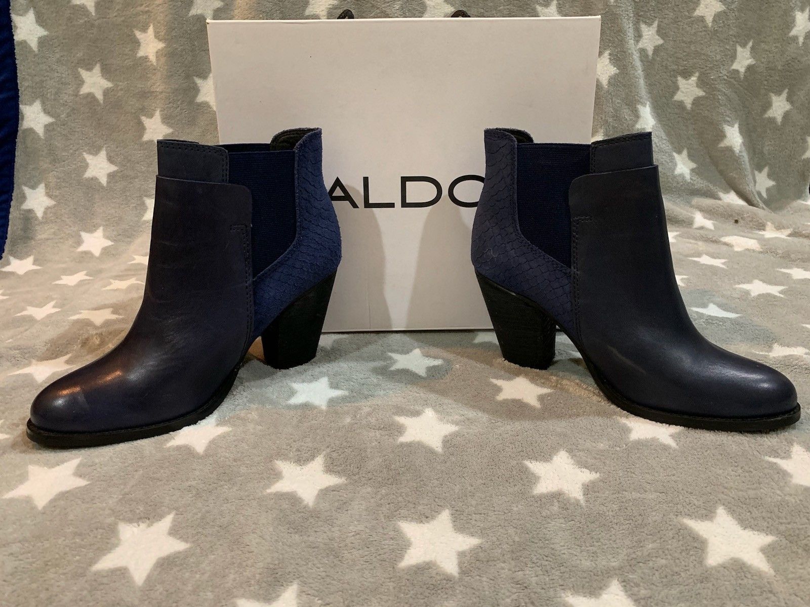 Aldo Navy ankle boots size 8..