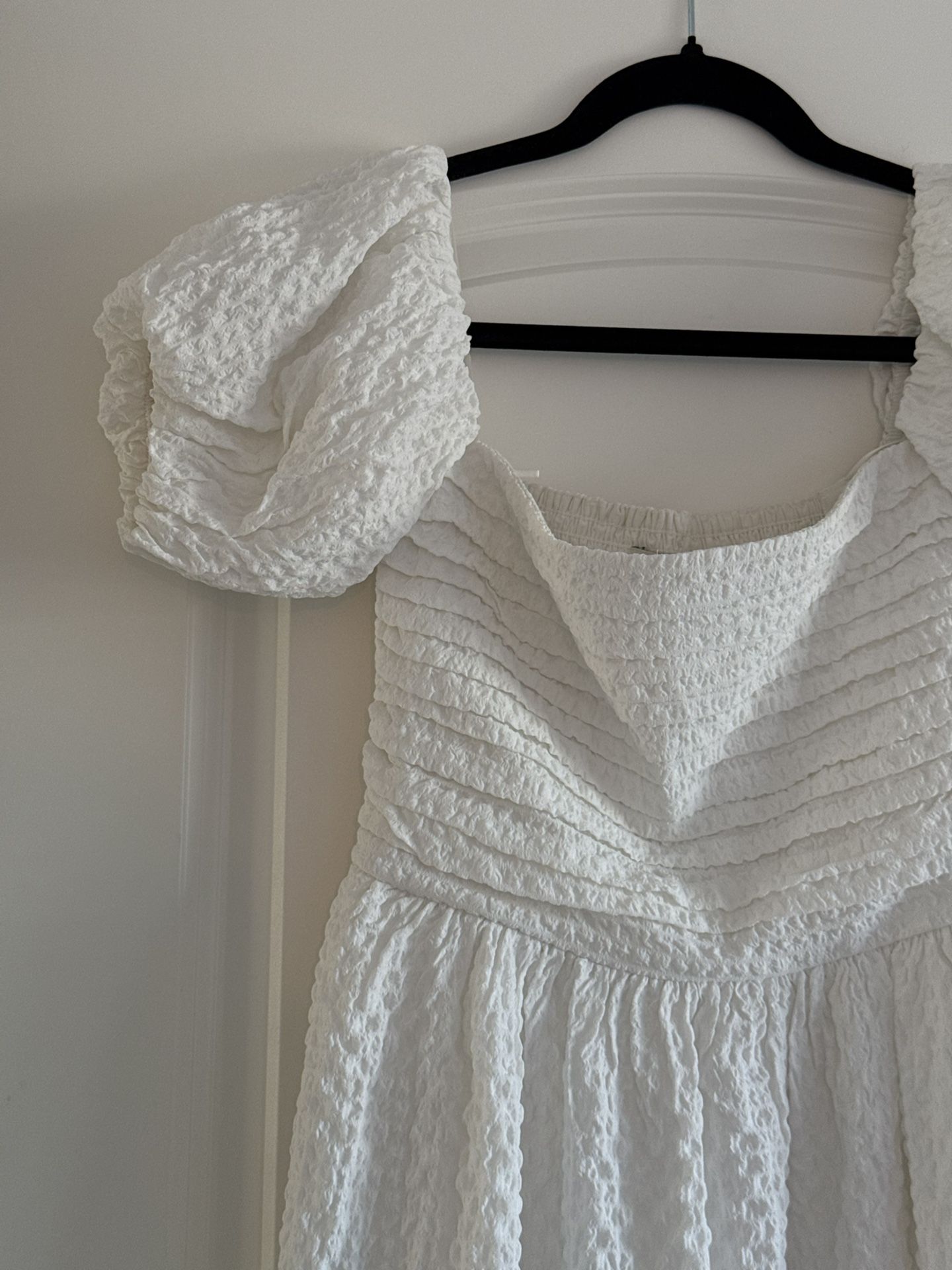 white a&f dress 