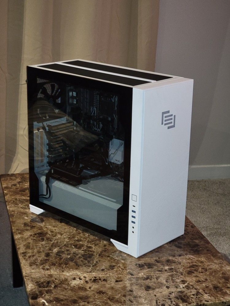 Maingear PC Case for Sale in The Colony, TX OfferUp