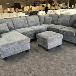 Large Gray Sectional W/ Ottoman 