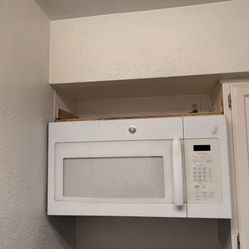 Over-the-range white microwave - Great Condition 