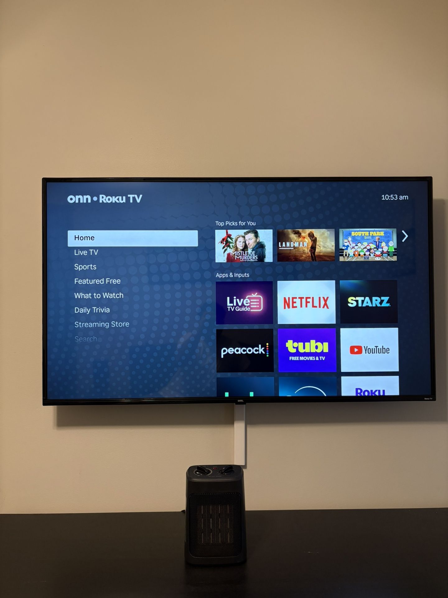 Roku 55-Inch Select Series 4K UHD Smart TV - HDR, Dolby Audio