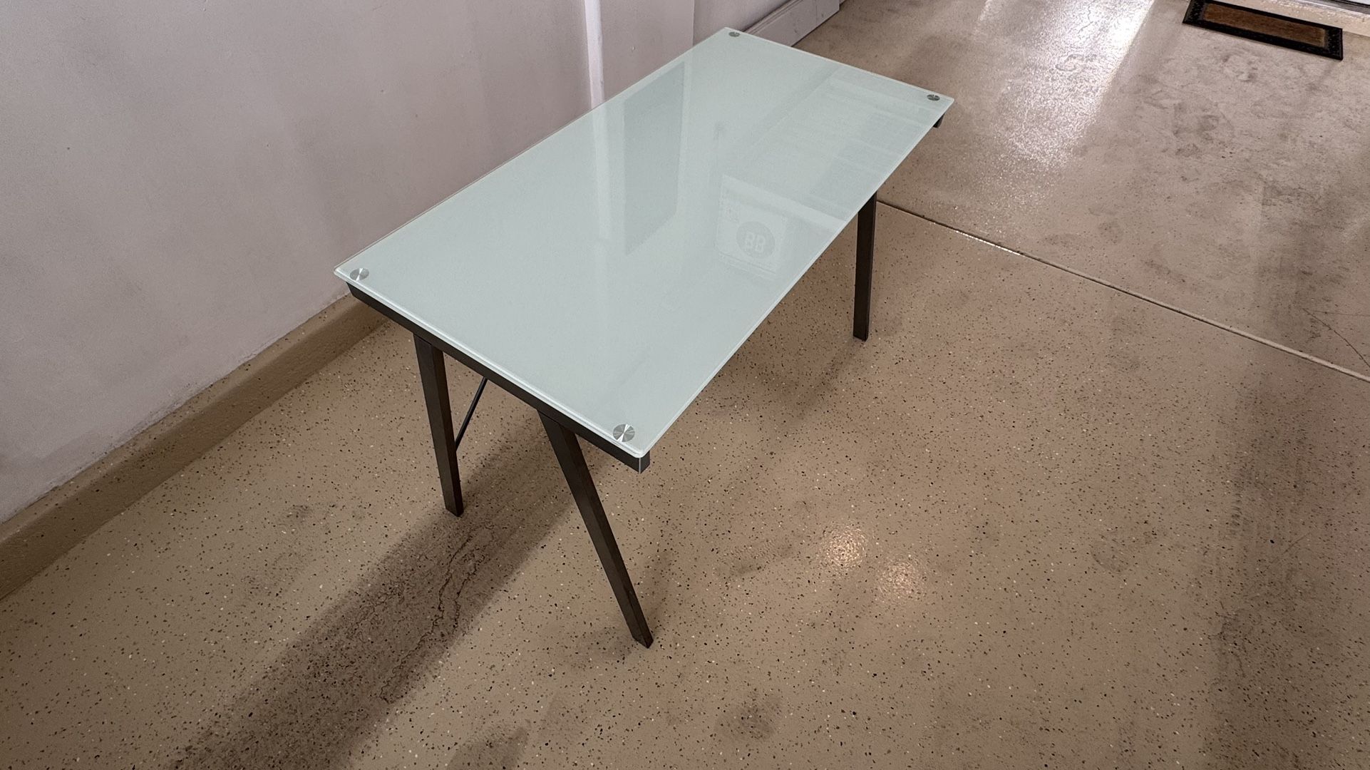 Modern Desk/ Modern Table