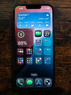 iPhone 13 128 gig carrier locked.
