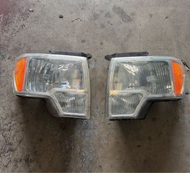2009-2014 Ford F150 headlights
