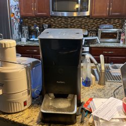 Petnet IO WiFi Pet food Dispenser 