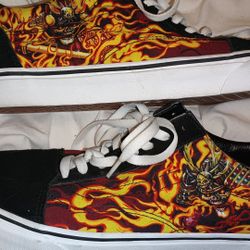 Vans Old Skool Samurai Rising Black/True White Men's Size 12 Shoes