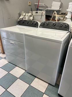 Whirlpool washer and dryer set( delivery available)