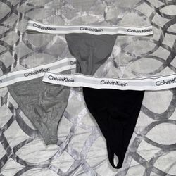 New Calvin Klein Men Thongs Size L