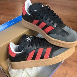 Size Ten Adidas ! Worn Once Give Me Descant Offer Come Get Them. 