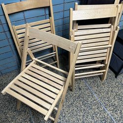 Foldable Chairs 