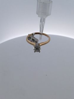 14K Yellow Gold Ladys Solitaire 0.70 Total Weight Round Diamond Ring 