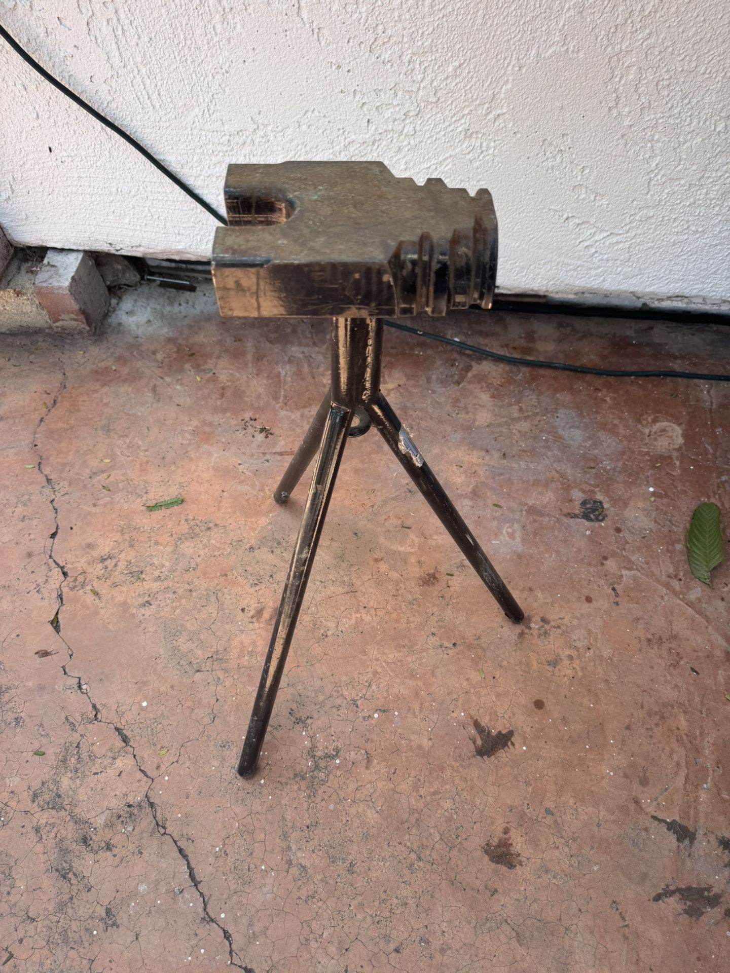 Yoder Horseshoe Stall Jack 
