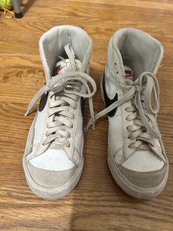 nike mid blazers