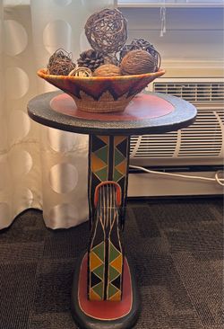 Accent Table