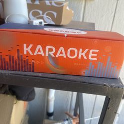 Karaoke Microphone With Bluetooth 